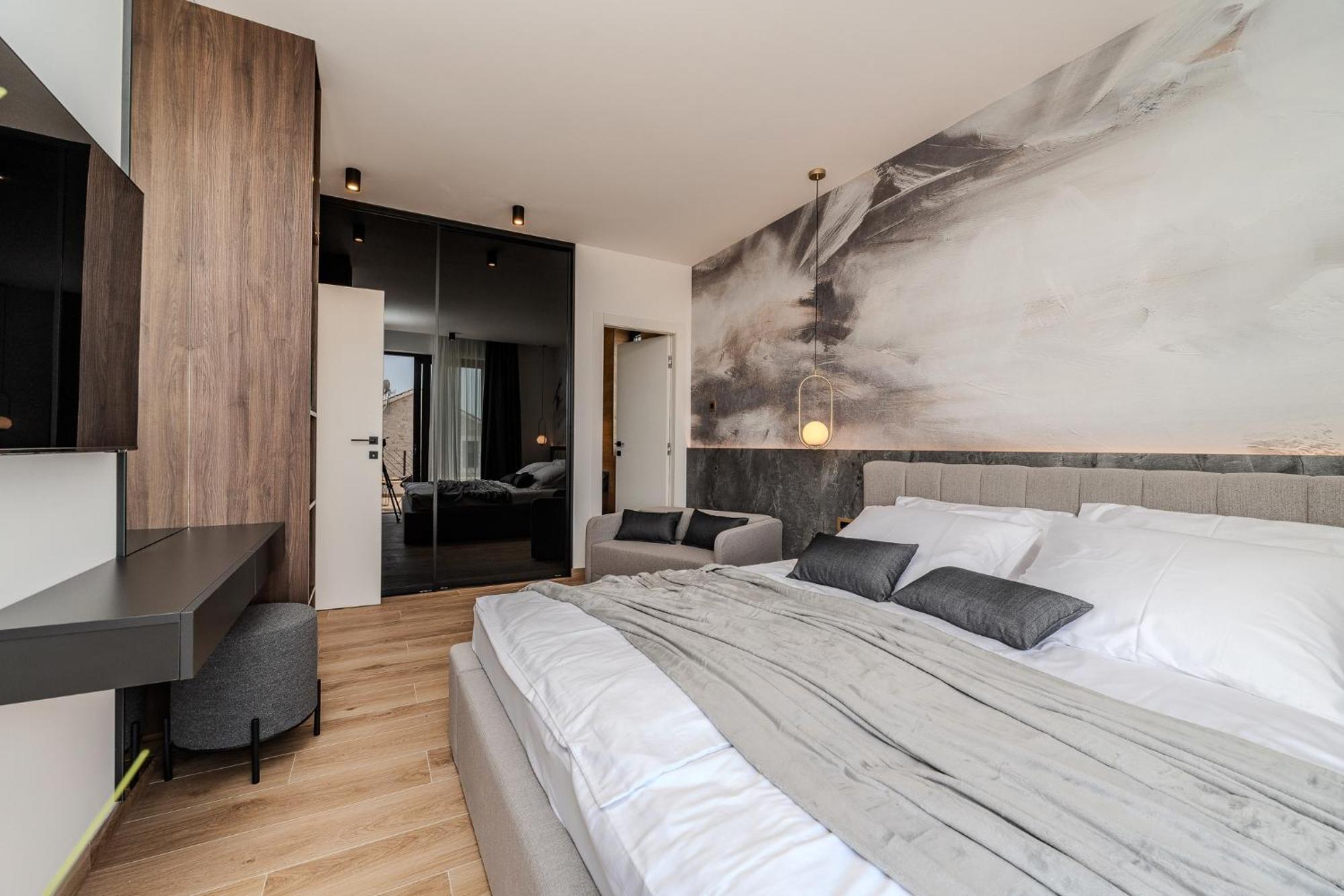 Luxury Villa Kaia With Sea View, Heated Pool And Spa * Vodice