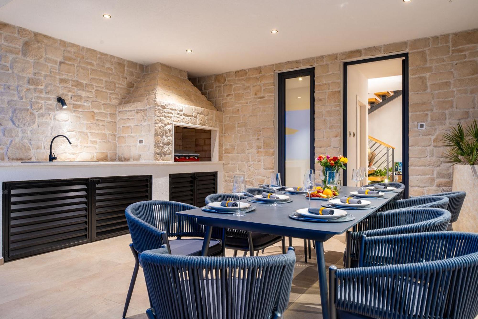Villa Luxury Villa Kaia With Sea View, Heated Pool And Spa Vodice