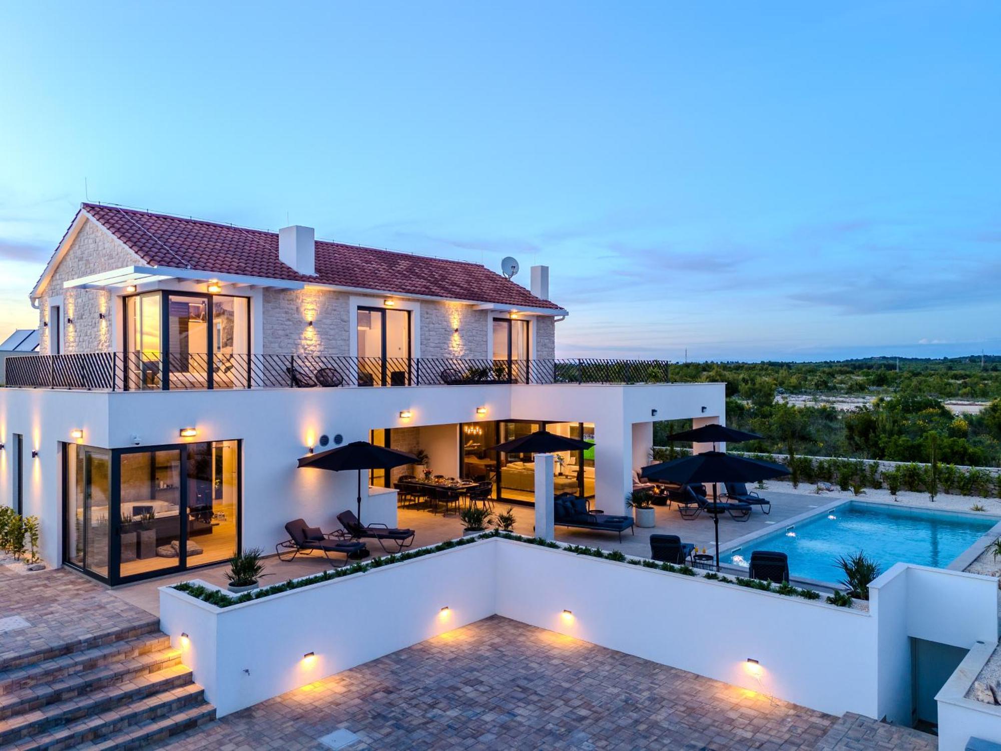 Luxury Villa Kaia With Sea View, Heated Pool And Spa *